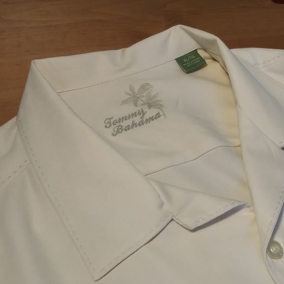 Men's Tommy Bahama TB Button Up Front Silk Shirt - Picture 3 of 6